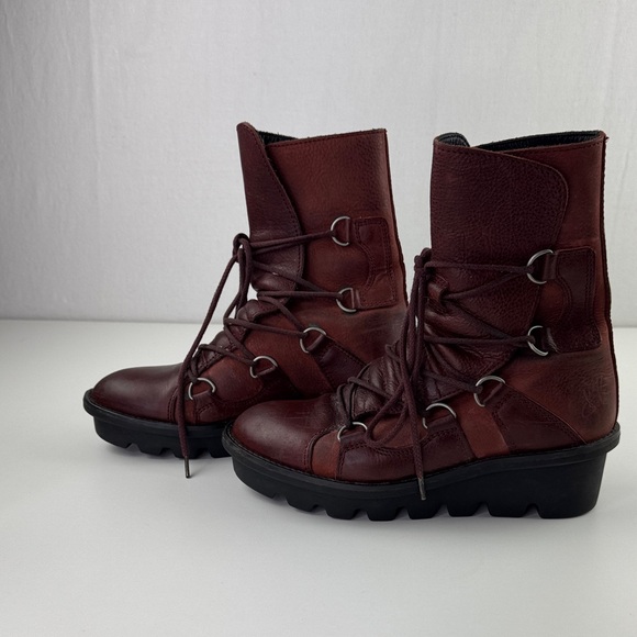 John Fluevog - Bronco Mid-Height Biker Boot Burgundy - Picture 6 of 16